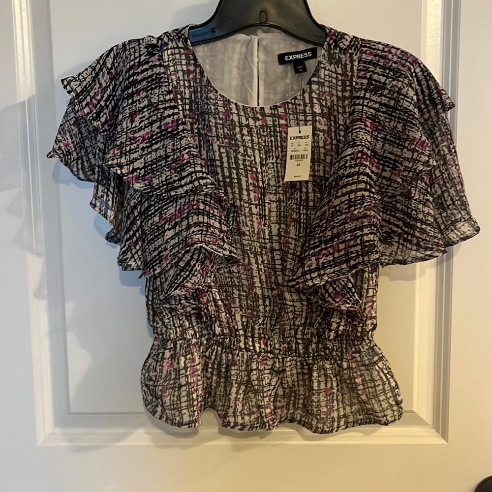 *NWT* Express top size XS